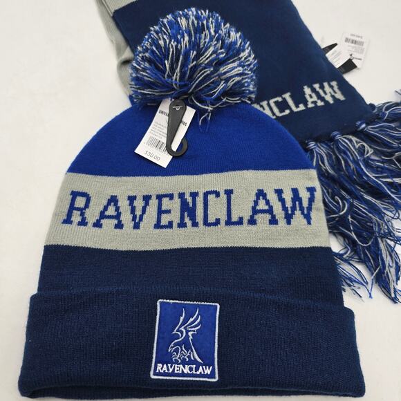 Wizarding World of Harry Potter Universal Studios Ravenclaw Scarf & Beanie NEW - Picture 3 of 11